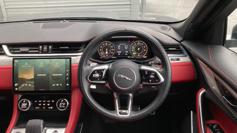 Jaguar F-Pace 2.0 P400e R-Dynamic SE 5dr Auto AWD Estate